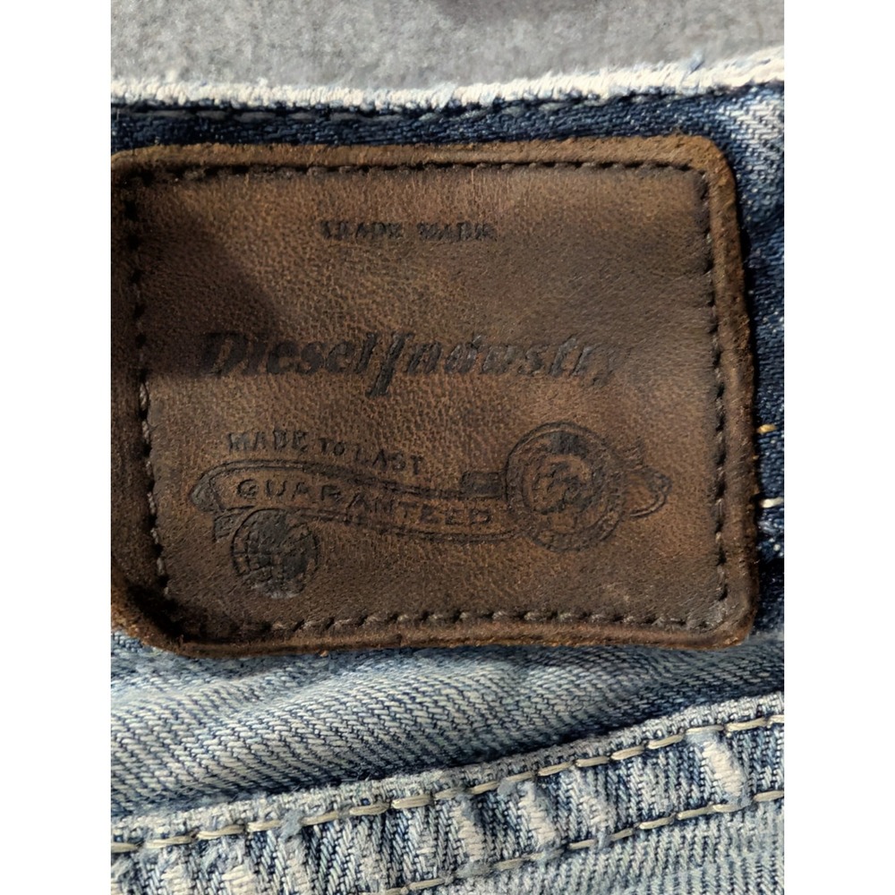 Diesel Industry Distressed Light Wash Jeans Mens 31 Y2K 0806R Waykee Straight - Picture 3 of 16